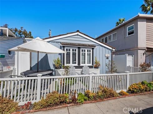 202 Onyx Avenue, Newport Beach, CA