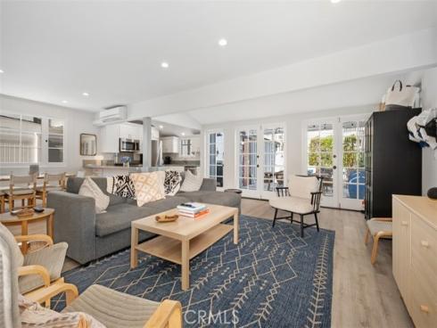 202 Onyx Avenue, Newport Beach, CA