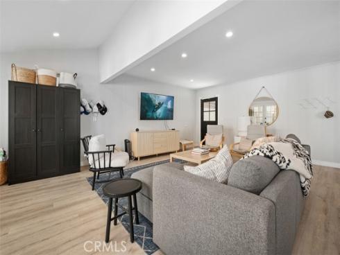 202 Onyx Avenue, Newport Beach, CA