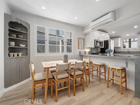 202 Onyx Avenue, Newport Beach, CA