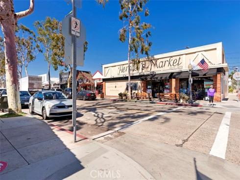 202 Onyx Avenue, Newport Beach, CA