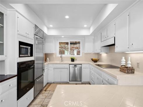 121 Onyx Avenue, Newport Beach, CA