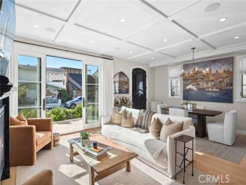 318 Coronado Street, Newport Beach, CA