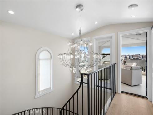 318 Coronado Street, Newport Beach, CA