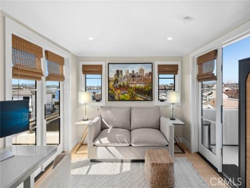 318 Coronado Street, Newport Beach, CA