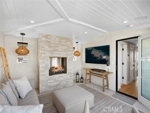 318 Coronado Street, Newport Beach, CA