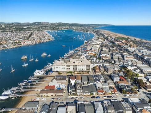 318 Coronado Street, Newport Beach, CA