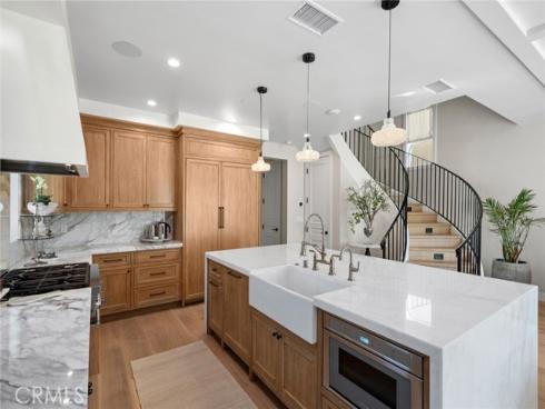 318 Coronado Street, Newport Beach, CA