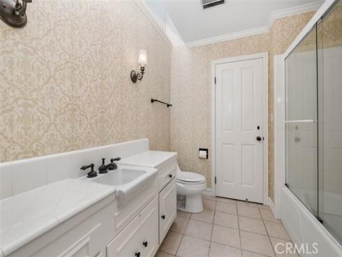 1112 Pembroke Lane, Newport Beach, CA