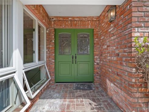 1112 Pembroke Lane, Newport Beach, CA