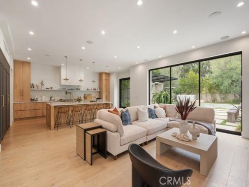 10 Seabluff , Newport Beach, CA