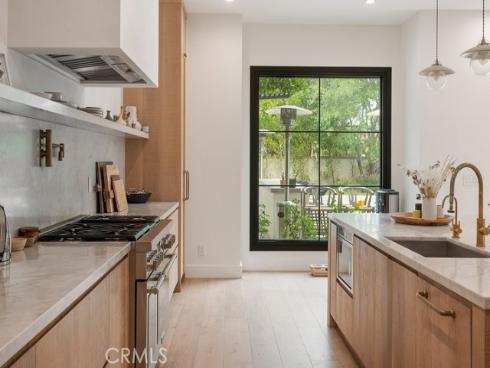 10 Seabluff , Newport Beach, CA