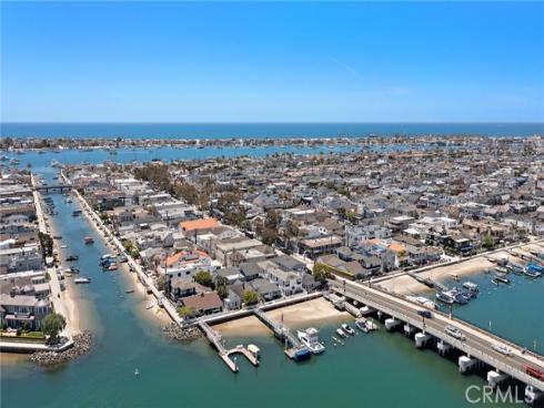 994 Bayside Cove , Newport Beach, CA