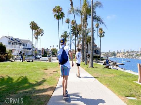 994 Bayside Cove , Newport Beach, CA