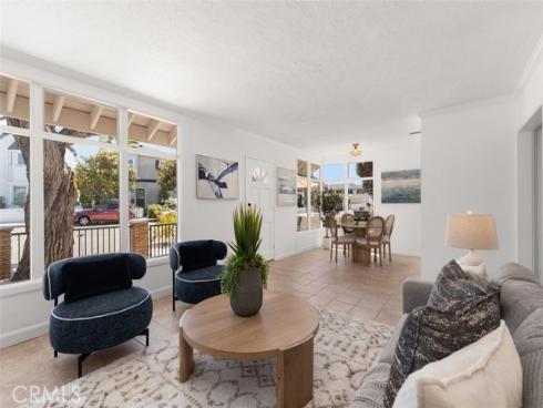 1710 Plaza Del Norte , Newport Beach, CA