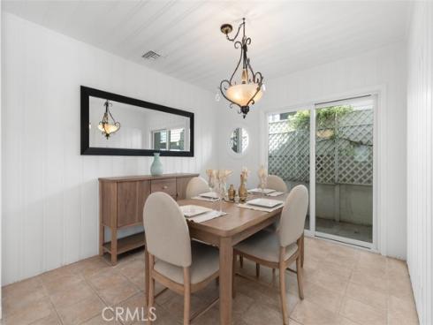 1710 Plaza Del Norte , Newport Beach, CA