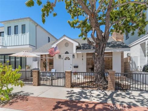 1710 Plaza Del Norte , Newport Beach, CA