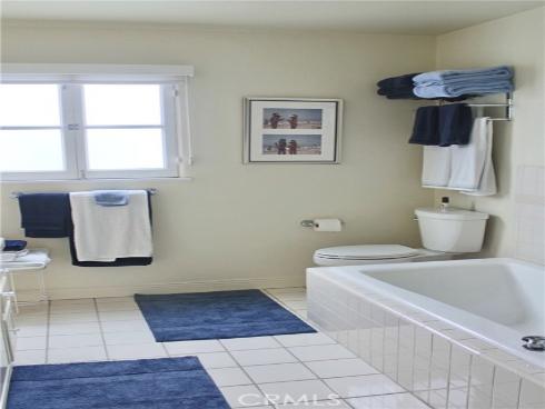 127 Coral Avenue , Newport Beach, CA