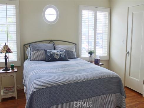 127 Coral Avenue , Newport Beach, CA