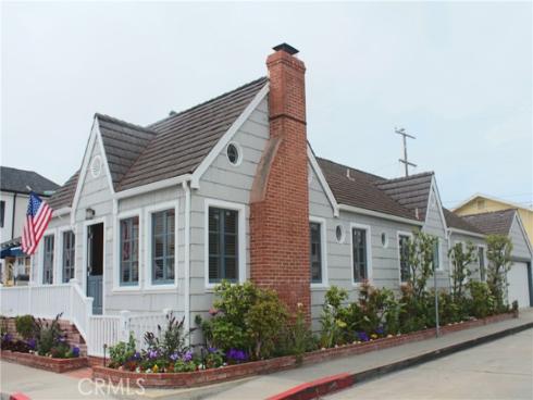 127 Coral Avenue , Newport Beach, CA