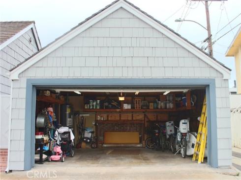 127 Coral Avenue , Newport Beach, CA