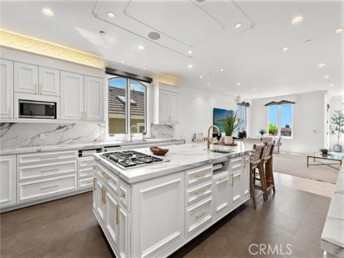 530 Kings Road, Newport Beach, CA