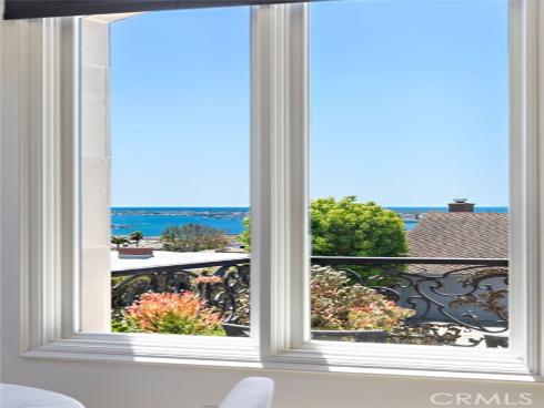 530 Kings Road, Newport Beach, CA