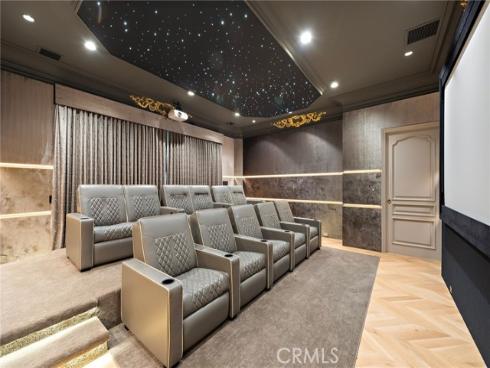 530 Kings Road, Newport Beach, CA