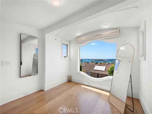 530 Kings Road, Newport Beach, CA