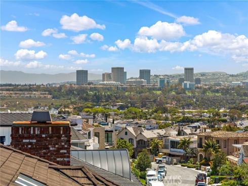 530 Kings Road, Newport Beach, CA