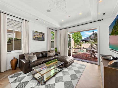 530 Kings Road, Newport Beach, CA