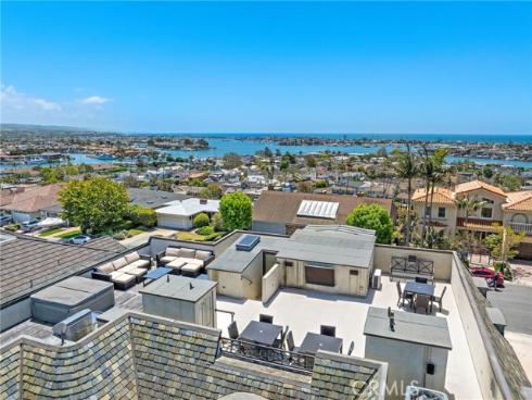 530 Kings Road, Newport Beach, CA