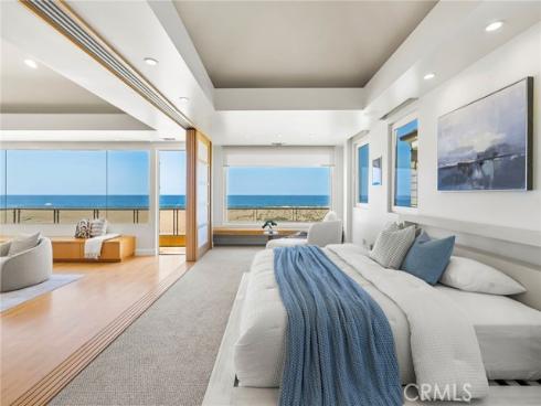 1554 E Oceanfront  , Newport Beach, CA