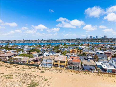 1554 E Oceanfront  , Newport Beach, CA