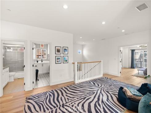 315 Lugonia Street, Newport Beach, CA