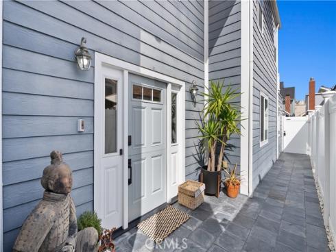 315 Lugonia Street, Newport Beach, CA