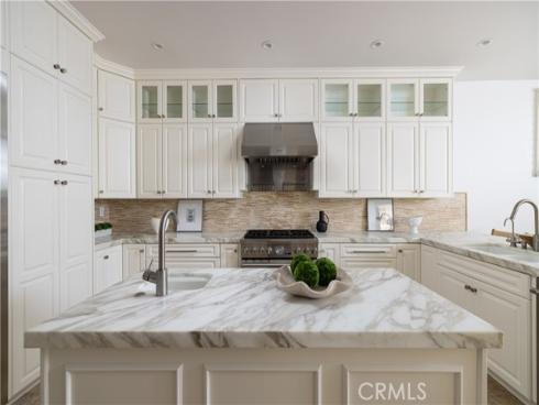 110 Via Orvieto , Newport Beach, CA