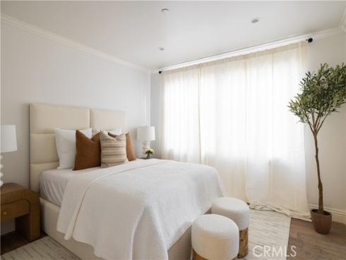 110 Via Orvieto , Newport Beach, CA