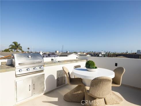 110 Via Orvieto , Newport Beach, CA