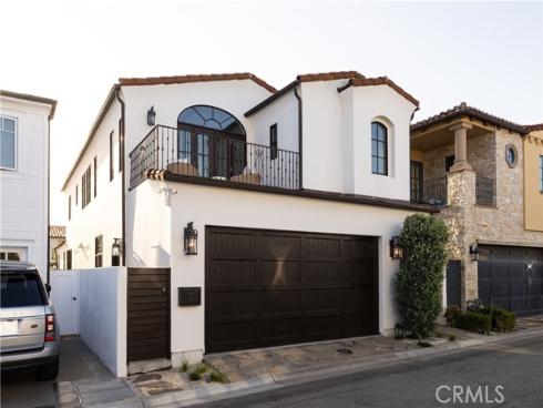 110 Via Orvieto , Newport Beach, CA