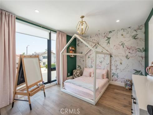 1235  Santiago   Drive, Newport Beach, CA