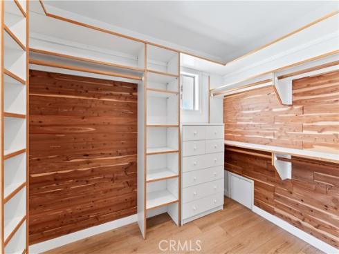 214 Sapphire Avenue, Newport Beach, CA