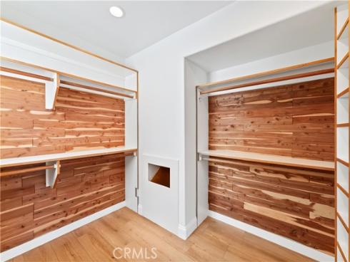 214 Sapphire Avenue, Newport Beach, CA