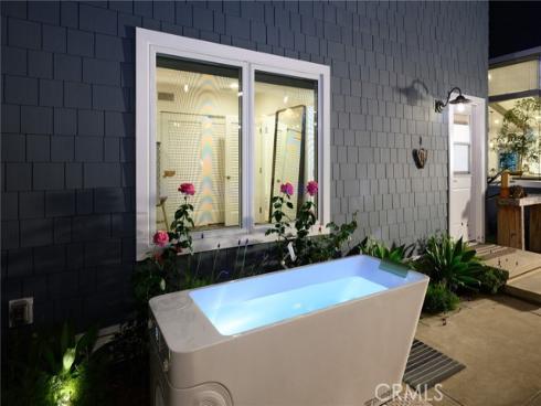 519 Signal Road, Newport Beach, CA