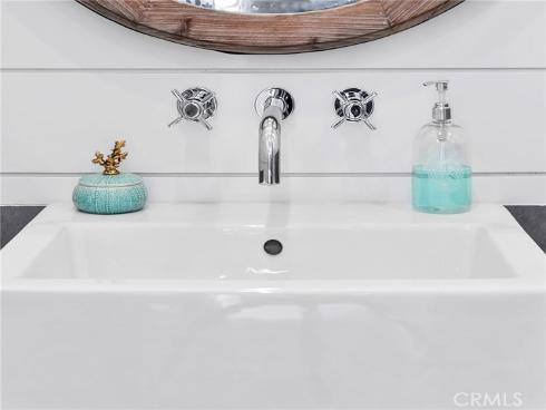 1324 E Balboa   Boulevard, Newport Beach, CA