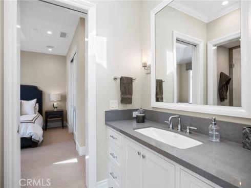 1324 E Balboa   Boulevard, Newport Beach, CA