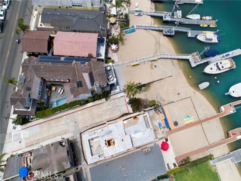 1324 E Balboa   Boulevard, Newport Beach, CA