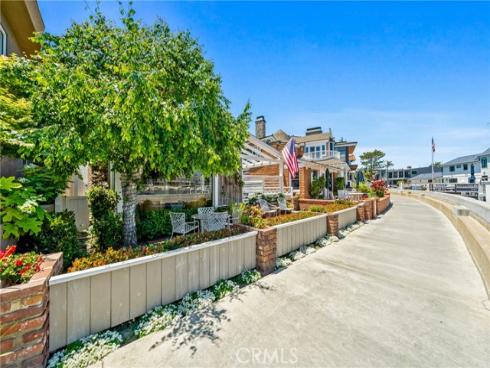 129 N Bay Front , Newport Beach, CA