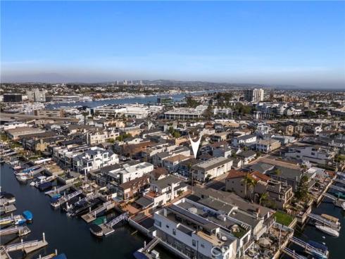 502  36th   Street, Newport Beach, CA