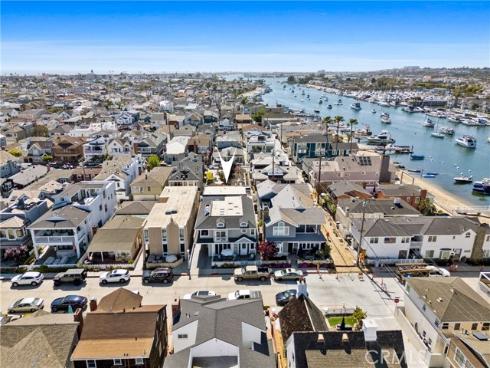 327 Amethyst Avenue, Newport Beach, CA